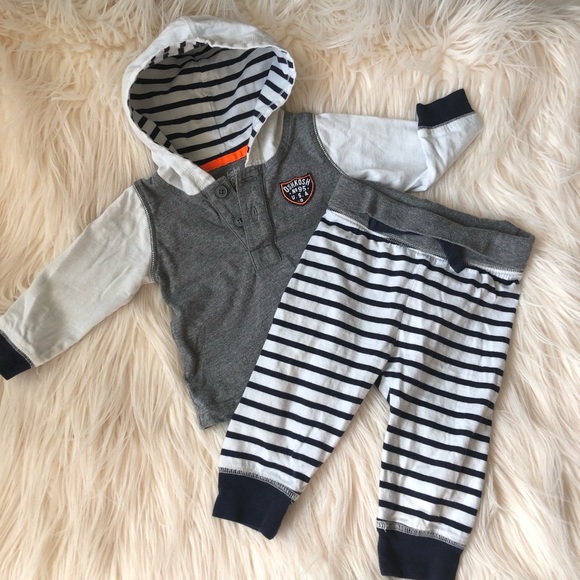 🎈$7🎈OshKosh B’gosh Hoodie Set Baby 6-9M - Picture 1 of 3